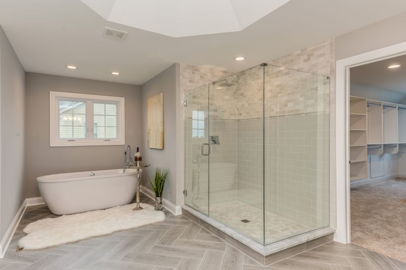 Spa-Like Tub Area